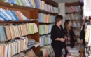 Nýtované potrubí, razítkovácí barva, porcelánové vypínače... Budova jablonecké radnice vydala další poklady